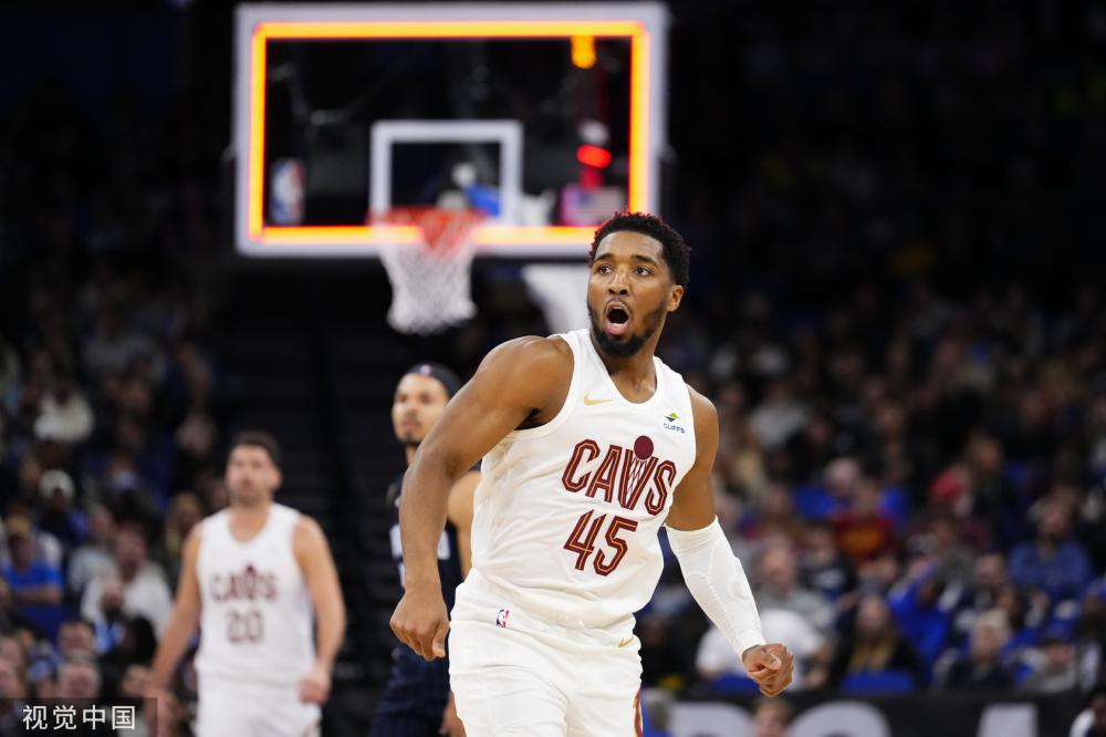 球赛季的重 球赛季的重