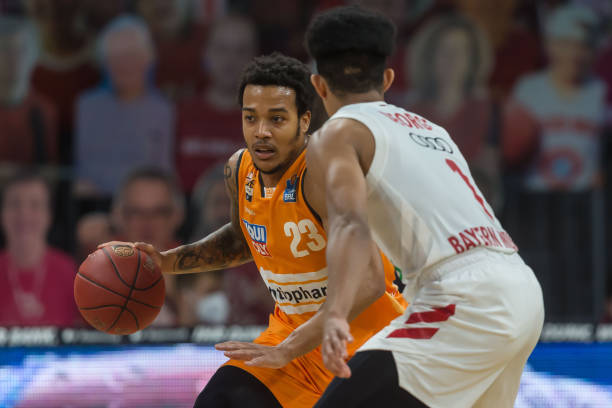 球队的中场 球队的中场