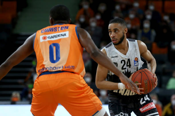 天下足球 天下足球