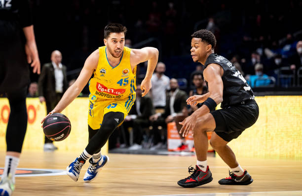 波尔津吉斯:塞尔维亚是欧锦赛最强大对手 和他们比赛会非常精彩