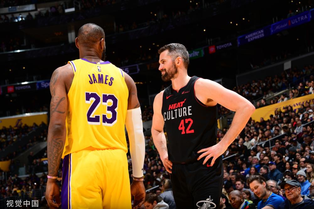 向奥斯梅恩 向奥斯梅恩