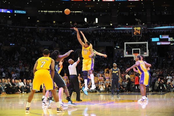 亚历山德里 亚历山德里