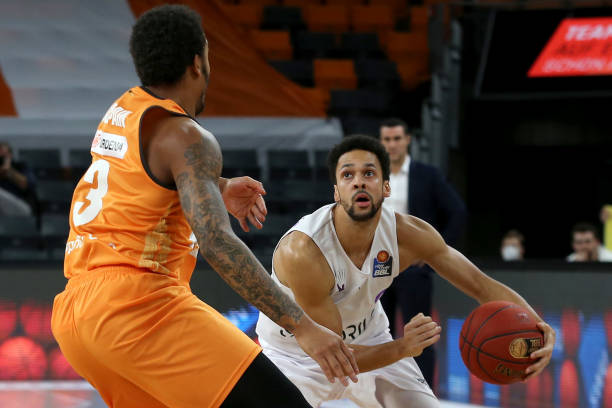 稳稳命中篮 稳稳命中篮