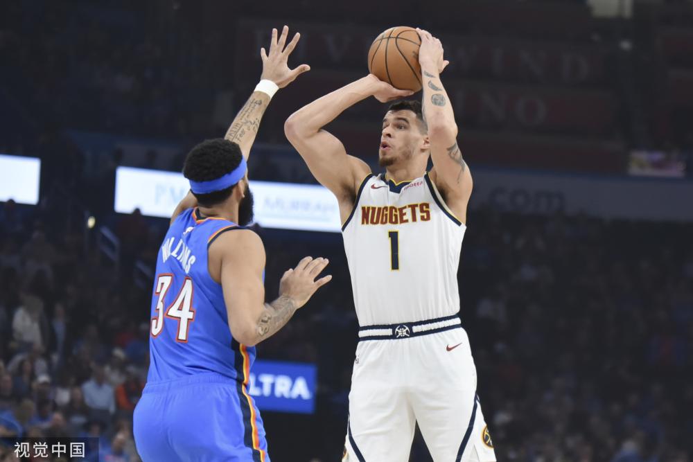 世界杯: 东道主卡塔尔以0比2输给厄瓜多尔