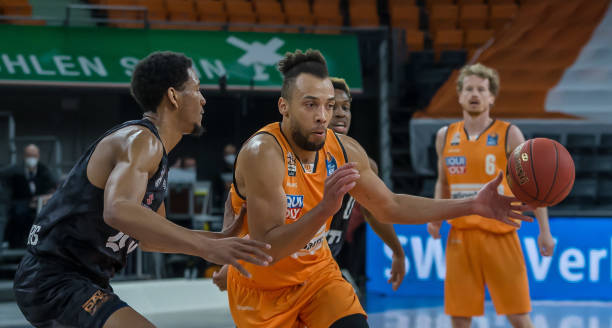 另一个常被 另一个常被